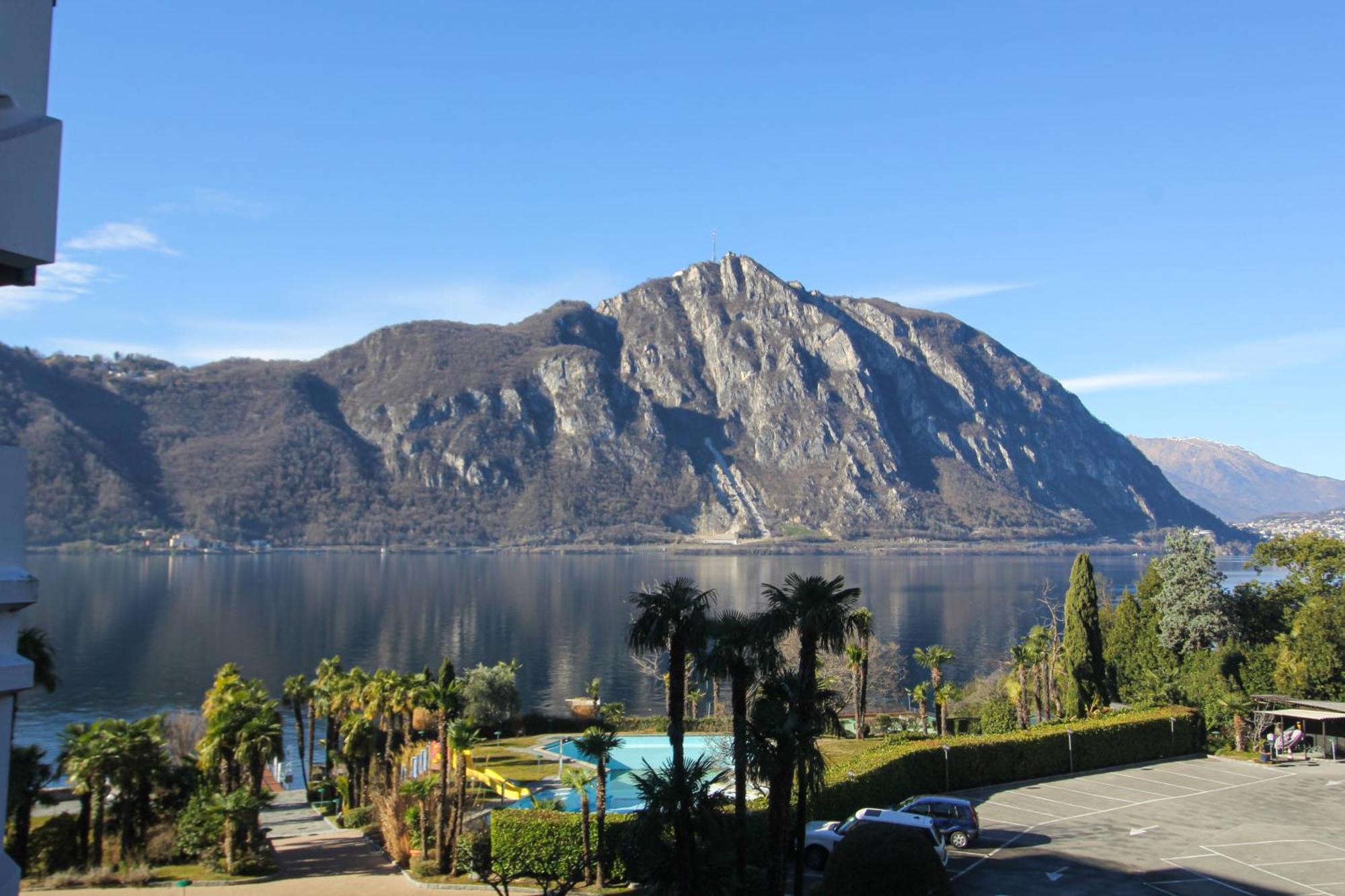 Ferien Am Luganer See Mit Seesicht 比索内 外观 照片